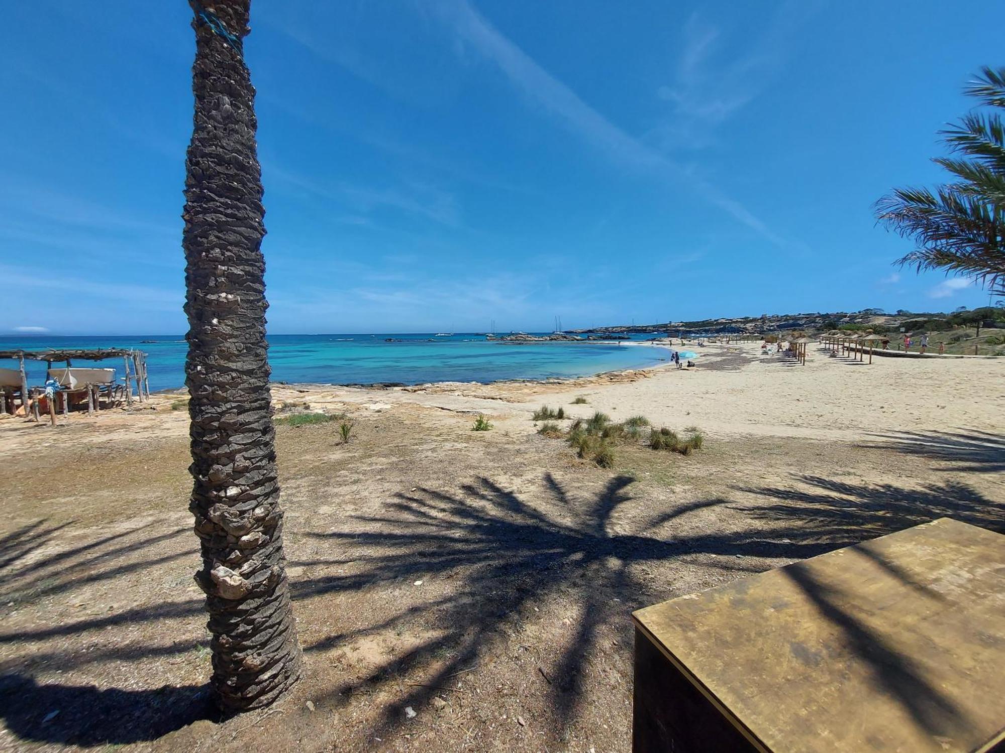 Apartamentos Formentera Copacabana 28 Es Pujols Buitenkant foto